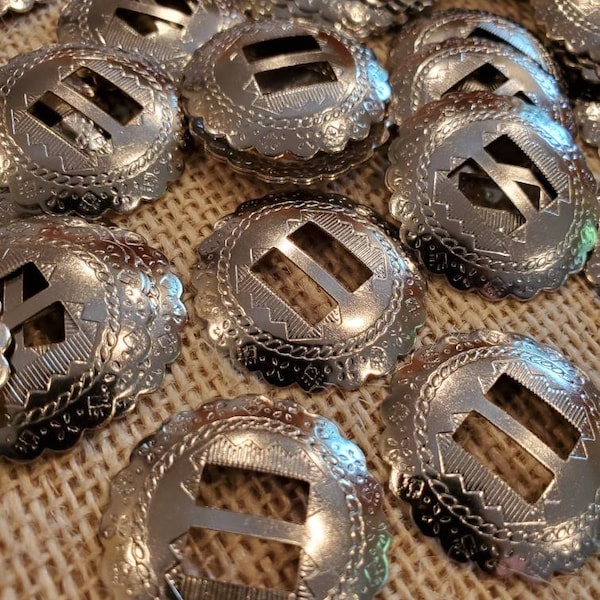 Small Silver Tone Round Concho (6 pieces)