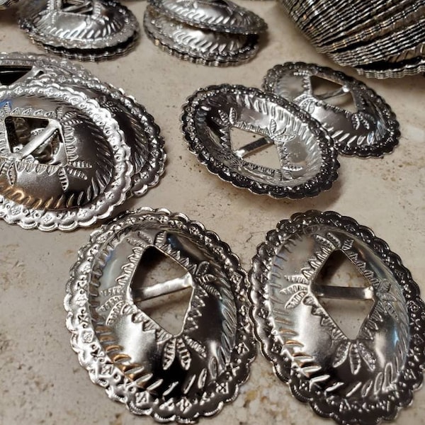 Large Oval Etched Conchos (6 Pieces)
