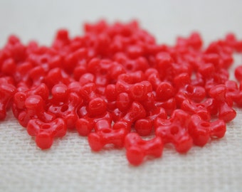 Red Acrylic Propeller Beads (100 Pieces)