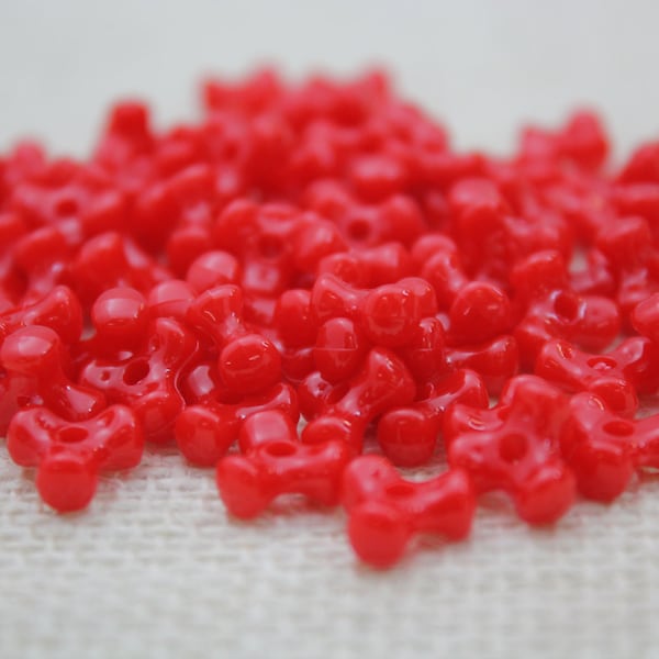 Red Acrylic Propeller Beads (100 Pieces)