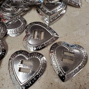Herz Conchos mit Zierrand (6 Stück)