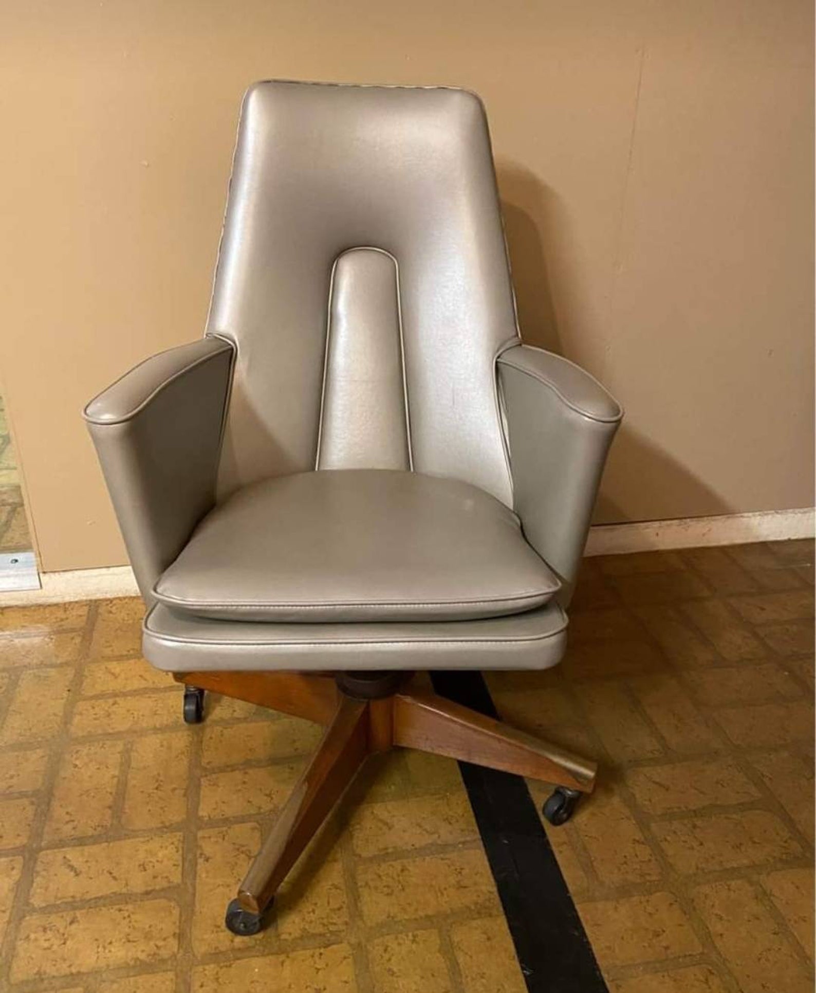 Mid century modern Vintage desk chair 1965 Etsy