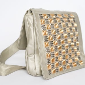 Bolso bandolera dorado vintage de 1990, de piel, de dos compartimentos, mediano y grande