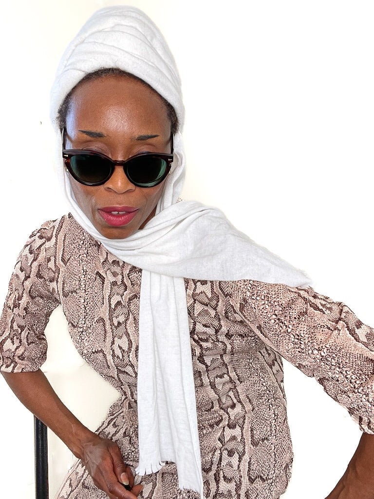 Chapéu turbante vintage dos anos 1960 - Jersey branca - Médio