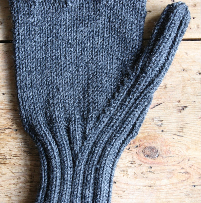 Men's merino wool gloves choice of colour black grey gray navy blue brown image 3