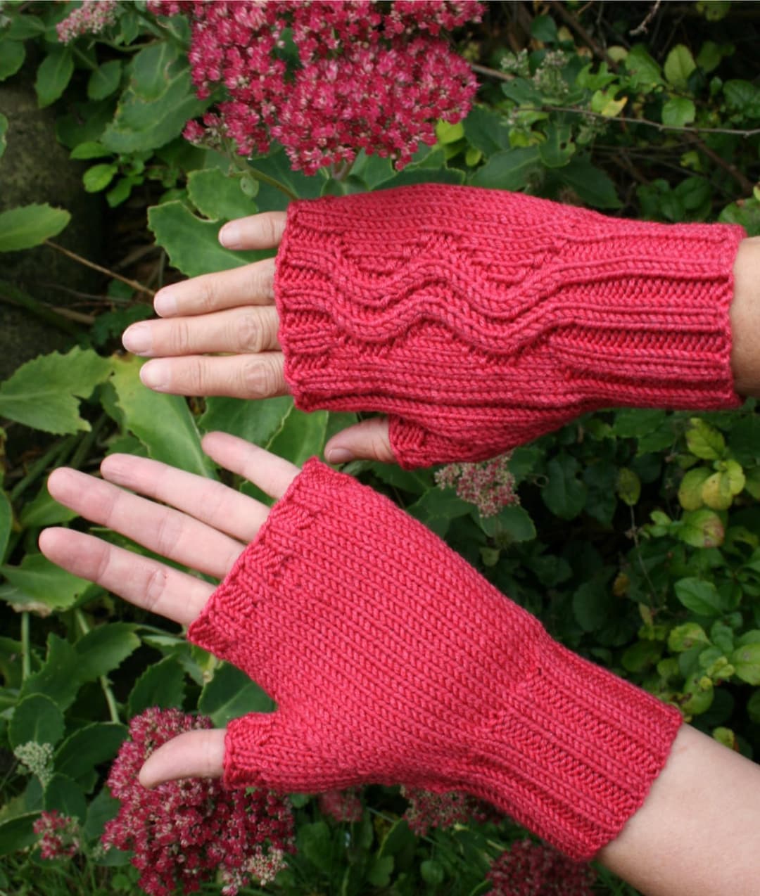 Fingerless Mittens Knitting Pattern: Easy Zigzag Cable Design (PDF ...