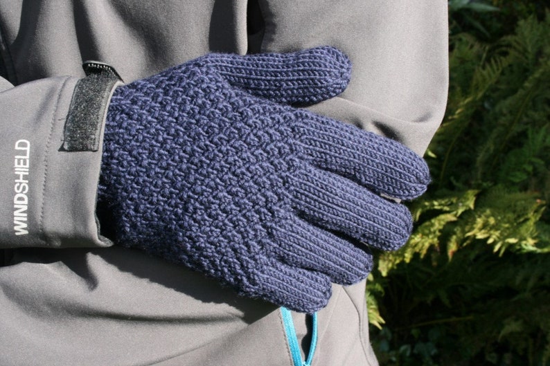 Knitting pattern for easy textured gloves in sizes from child to large adult image 1