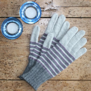 Women&#39;s striped winter wool gloves - grey, gray and purple