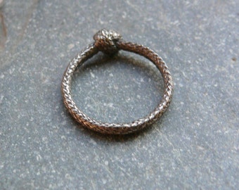 single knot ring