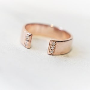Stella - Obrączka z otwartym diamentem | solidna 14-karatowa złota obrączka z diamentami | Obrączka konturowa | Pierścionek z diamentami do układania w stosy | Obrączka ślubna do układania w stosy