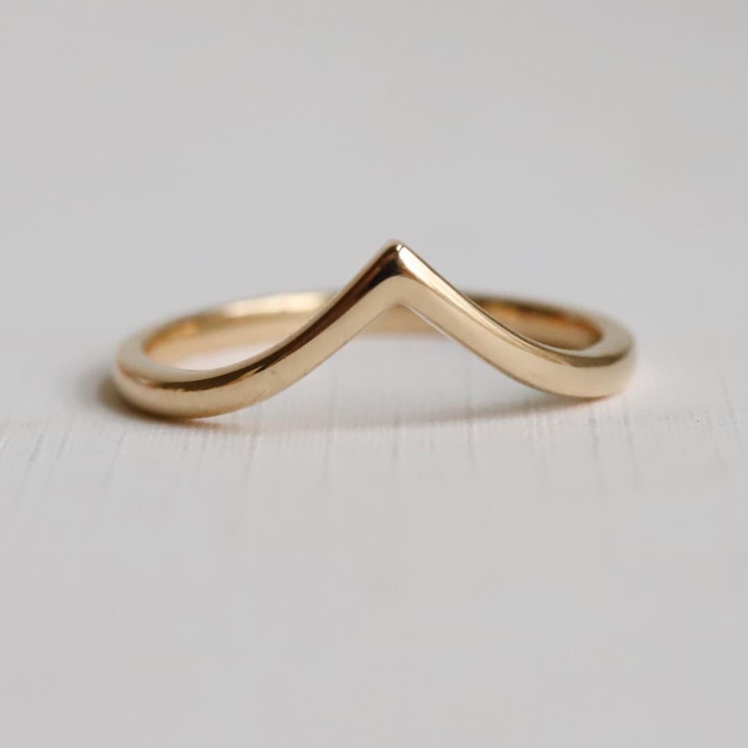 Alexis V Contour Band | V Shaped Band, Curve Nesting Band, Contour Band ...