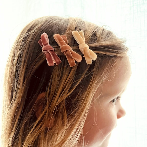 Vintage Velvet Bows/ Hair Clip Set of 3/ Cream Ballet Pink Taupe Tan/ School/ Pretty Barrette/ Toddler Gift/ Valentine’s Day