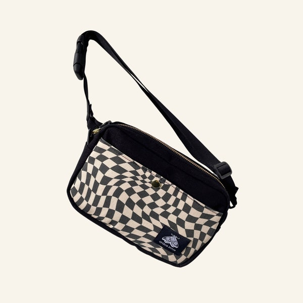 Tripp Wavy Checkered Sling Bag