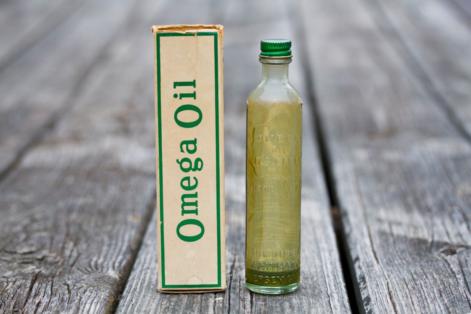 Omega Oil It's Green Vintage Medicine Bottle Etsy