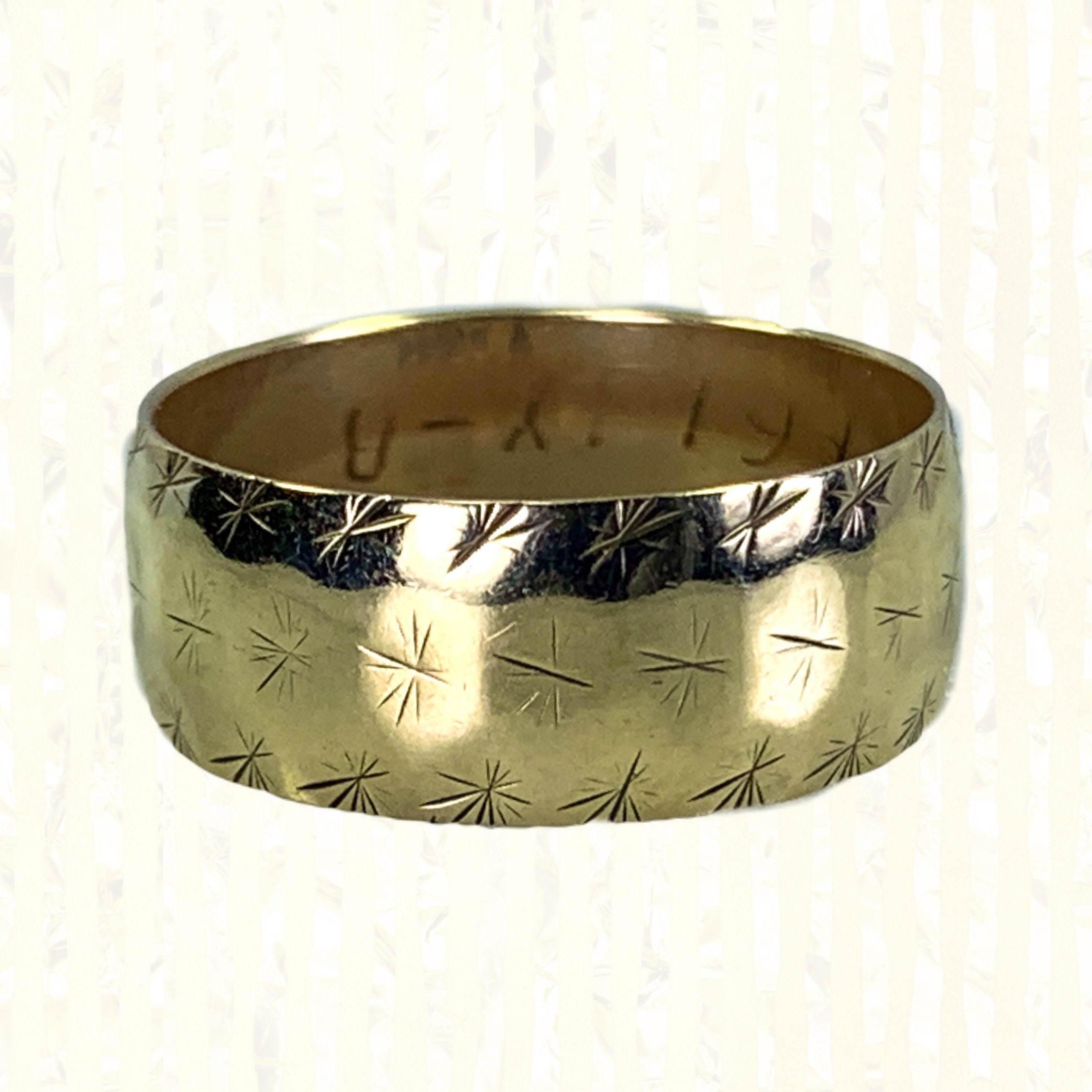 Vintage Etched Yellow Gold Wedding Band with Star Etching. Perfect