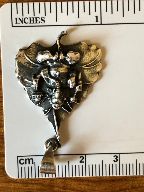 Sterling silver Lord Ganesh on Bodhi leaf pendant… - image 4