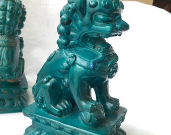 Antique Foo Dog/Lion Statues Fu lion Guardian Chinese Shi Japanse Komainu chalk ware sculpture