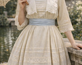 Edwardian Vintage 1900s 1910s Tea Party Garden Gown, Vintage Wedding Dress Bridal Gown Delicate Lace, Downton Abbey Titanic Theater Clothing