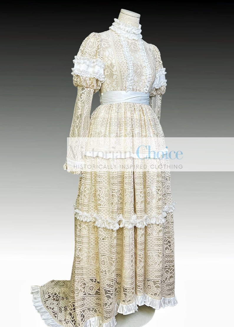 Edwardian Ladies Clothing – 1900, 1910s, Titanic Era     Victorian Edwardian Vintage Wedding Dress Bridal Gown Victorian Bride Downton Abbey Dress Victorian Ghost Bride Adult Halloween Costume  AT vintagedancer.com