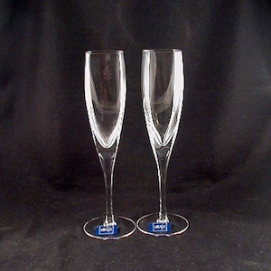 Contemporary Champagne Flutes WEDDING FLUTES Panache Square by Mikasa Circa 2002-2013 Sold as a Pair image 1