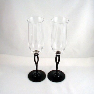 Contemporary Champagne Flutes WEDDING FLUTES Tuscan Black Tulip by Mikasa Circa 2004-2005 Sold as a Pair image 1