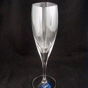 Contemporary Champagne Flutes WEDDING FLUTES Panache Square by Mikasa Circa 2002-2013 Sold as a Pair image 4