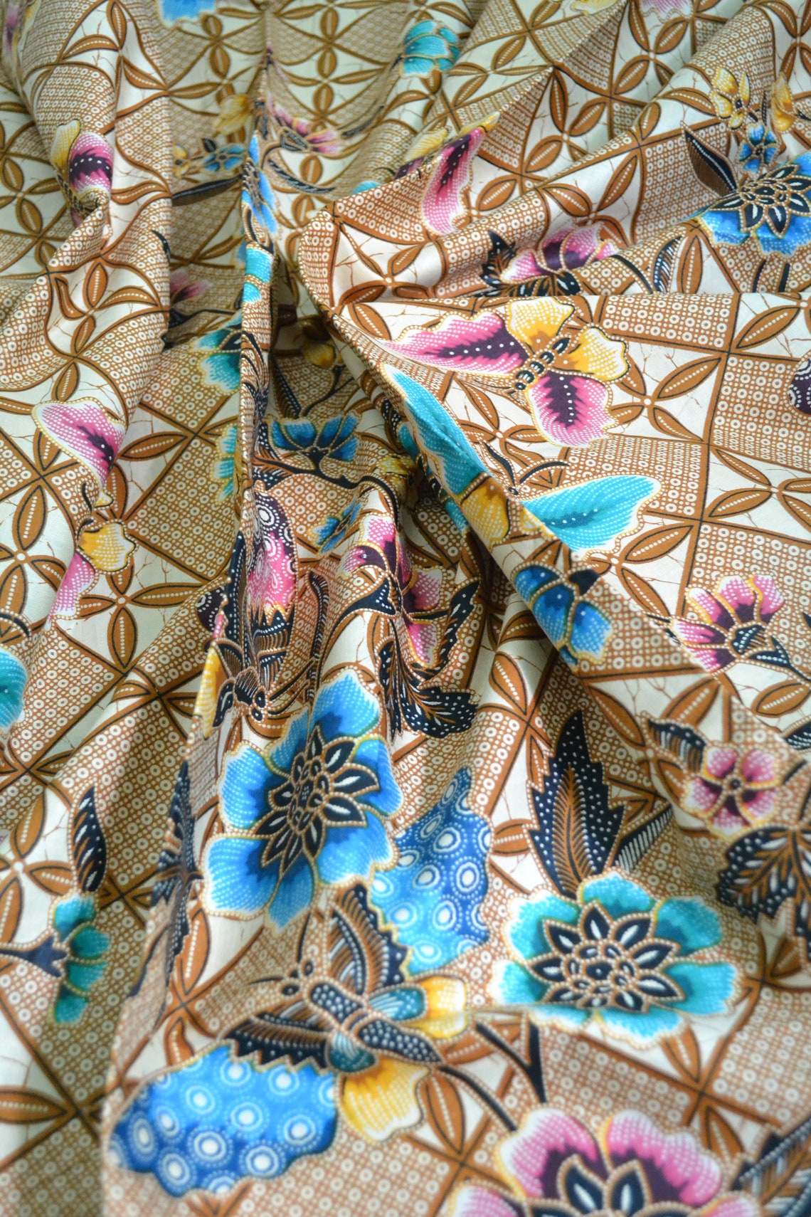 Indonesian Batik Peranakan Nyonya Sarong Pareo Fabric | Etsy