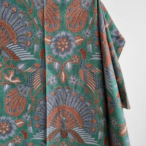 Indonesian Batik fabric for man shirt green pair of birds peacocks Cotton javanese bali traditional sarong batik printed kebaya sarong