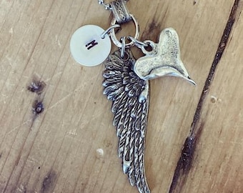 Collar de ala de ángel guardián, collar de ala de ángel inicial, collar personalizado, joyería conmemorativa, regalo de simpatía