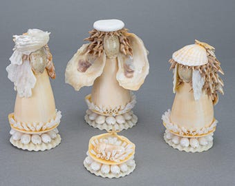 Seashell Holy Family Nativity
