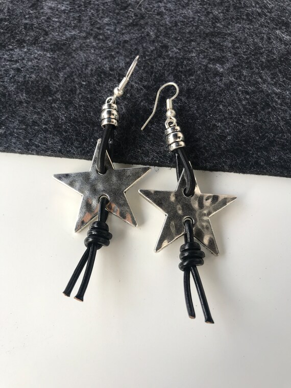 Women's leather earrings, star leather earrings ear hooks, star earrings with hanging leather, Unode50 style women's leather ear hooks