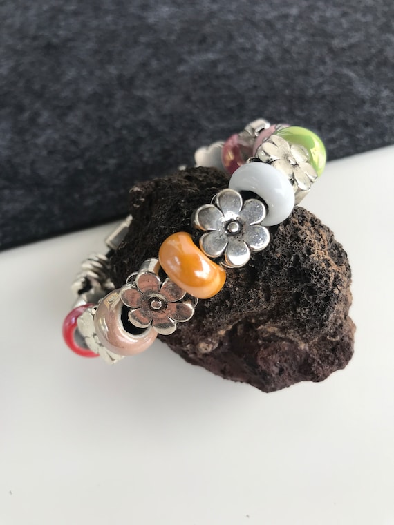 colorful floral women's leather bracelet with magnetic clasp, leather bracelet for women, colorful beads, boho stylel, gift colored bracelet