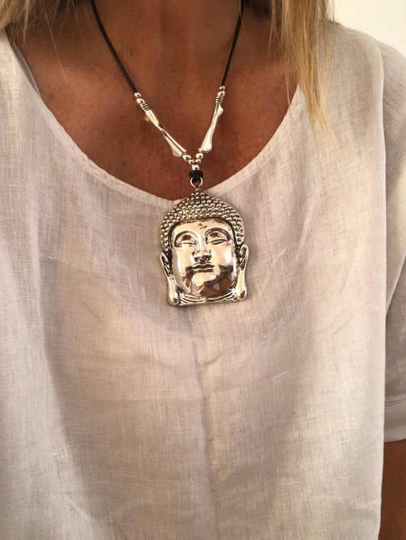 short leather necklace big Buddha pendant, spiritual Buddha leather necklace, Statement pendant necklace Boho, Buddha face pendant necklace