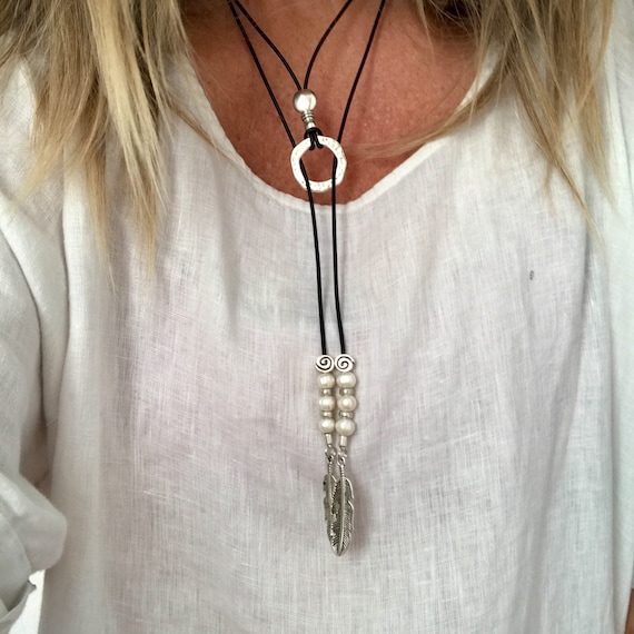 woman leather Lariat Choker with mother of pearl feather pendant casual leather Choker wrap choker for her Boho Style feather lariat choker
