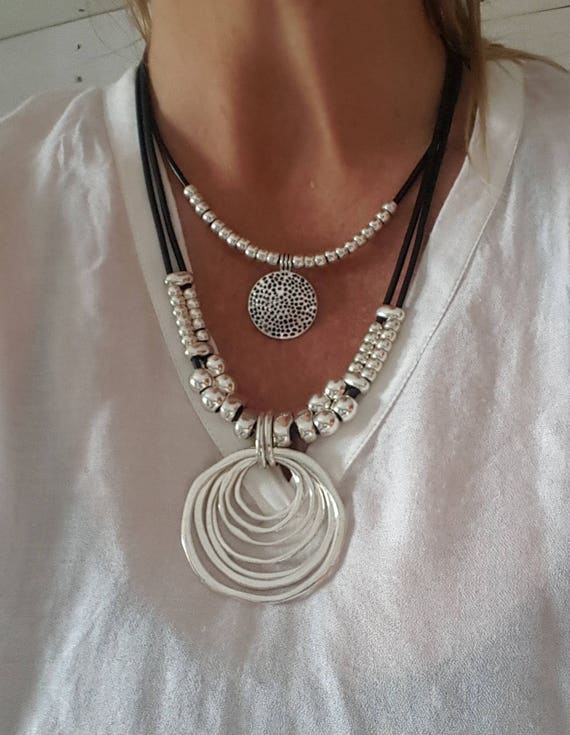 woman beaded leather necklace, coin pendant necklace, woman spiral pendant necklace, handmade gift idea, woman gift idea, Statement necklace