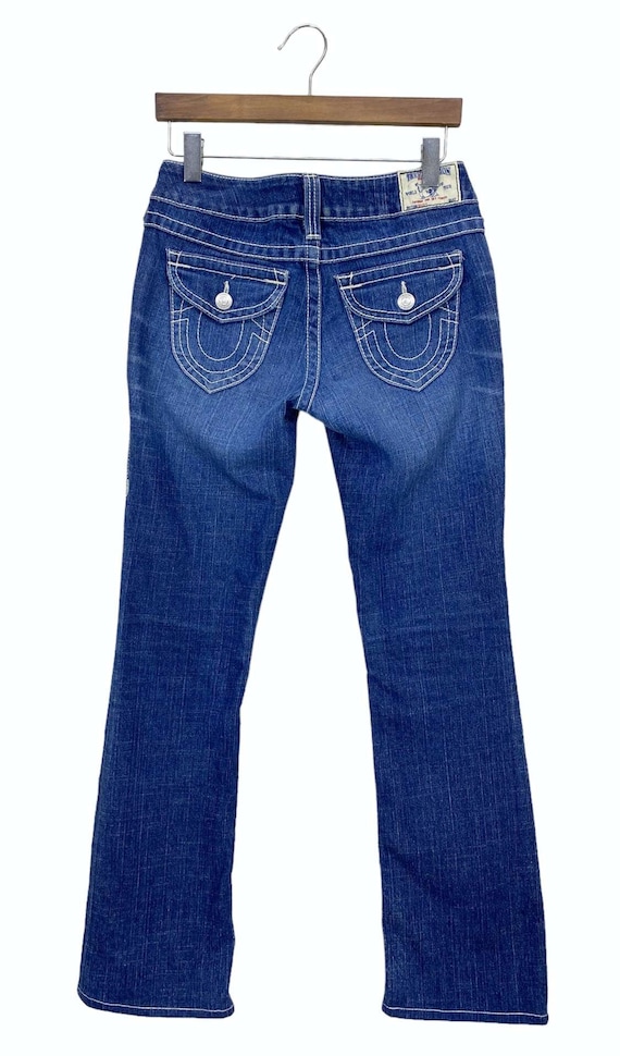 パンツ \"TRUE RELIGION\" Damage Flare Denim JOEY DISTRESSED FRAYED FLARE JEAN - Medium Wash | True Religion
