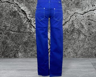 Jeansy vintage i japońskie z krawędzią krawędzi | Minimalistyczne, proste nogawki, 30-calowy pas
