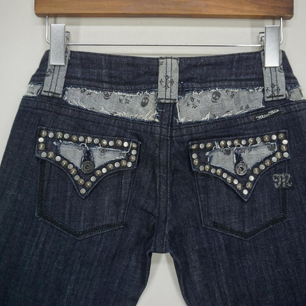 Miss Me Jeans Größe 26 W30xL29.5 Miss Me Stud Denim Jeans Miss Me Skulls Verzierung Hose New Age Cowboys