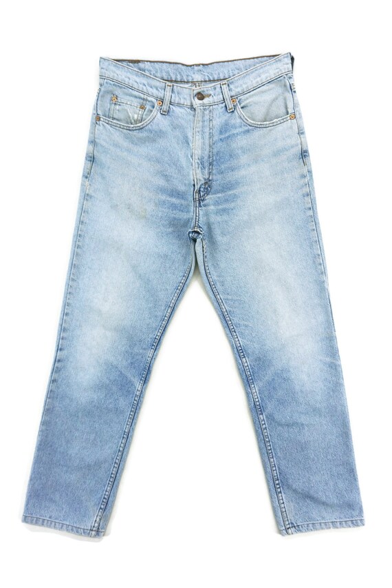 Size 5 in clearance levis