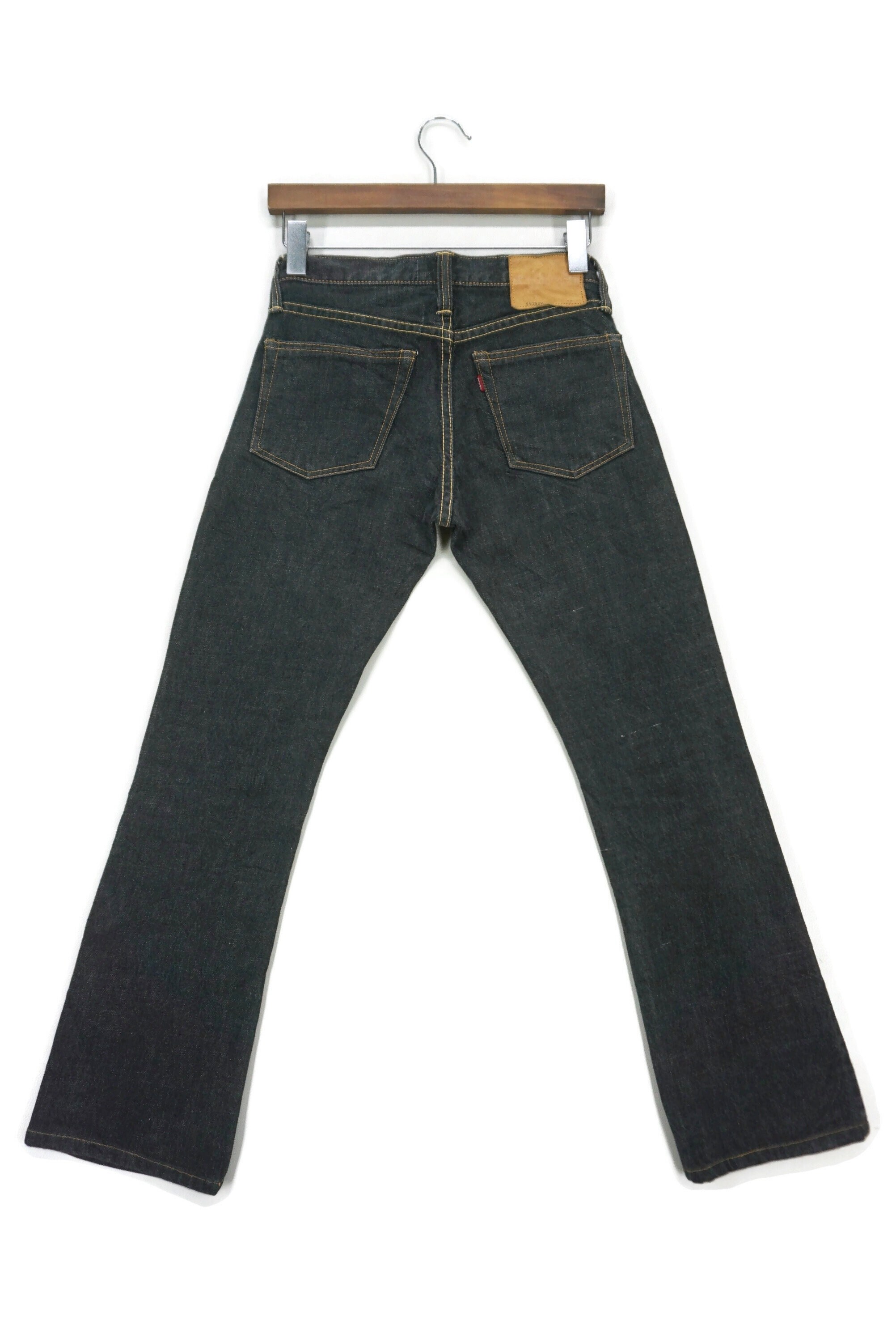 Designed Black Flare Denim スカル　髑髏　ストール付き DHgate.com:Stars Embroidered Black Ripped Biker Denim Jeans