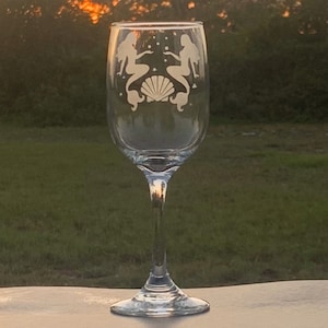 MERMAID GIFT, Mermaid Wine Glass, Etched Glass Stemmed Wine Glass, Ocean Decor, Wine Lover Gift For Friend, Coastal Drinkware