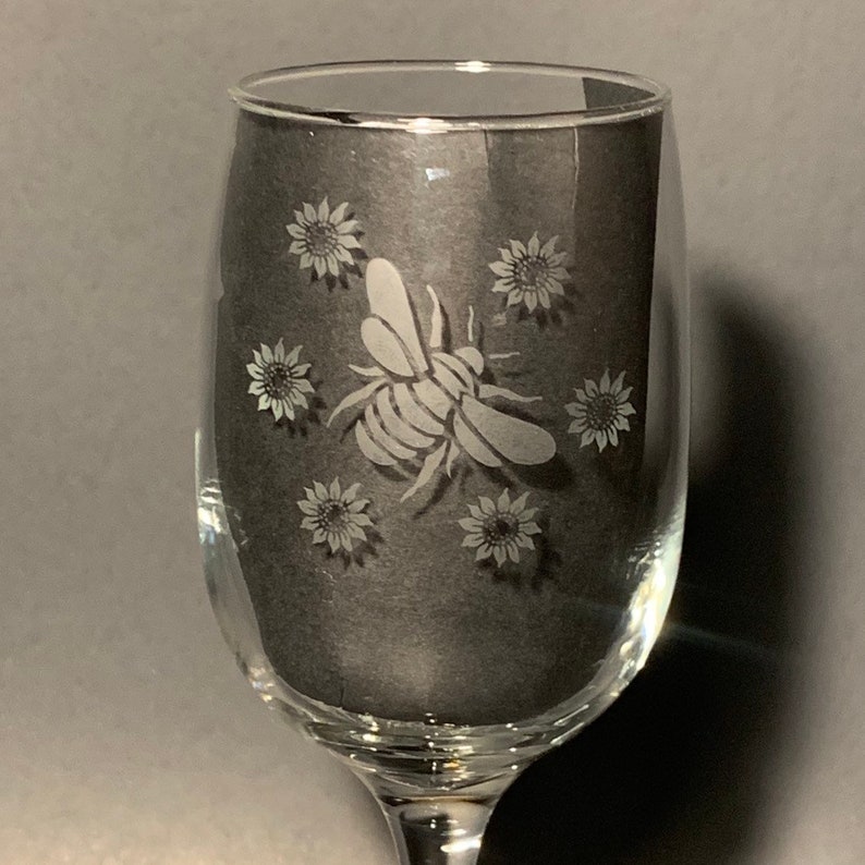 BEE GIFT Bee Wine Glass Etched Glass Stemmed Wine Glass Etsy