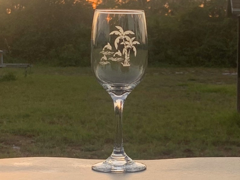 DOLPHIN GIFT Dolphin Wine Glass Etched Glass Stemmed Wine Etsy