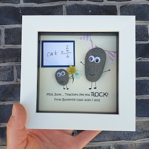 Kundenspezifische handgemachte Lehrer Danke Kieselstein-Kunst im weißen Rahmen, "Lehrer wie Sie ROCK" am Ende der Schule Geschenk