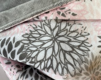 Personalized Baby Girl Blanket, Minky Baby Blanket, Baby Minky Blanket, Monogrammed Blanket, Blush pink floral, Baby Blanket