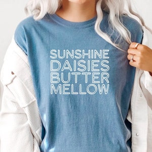 Sunshine Daisies Shirt - Comfort Colors, HP Fan Shirt, Wizarding World, Book Nerd Shirt, Universal Studios Shirt, Hagrid Shirt, Potter Shirt