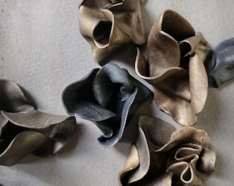 Antique Brass Effect | Floral Wall Sculpture Home Wall Decor Art Whimsical 3D DIY Handmade