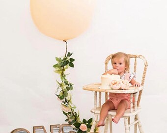 36" Jumbo Balloon with Vine - Greenery Garland Balloon, Balloon Tail,  Wedding Balloons, Birthday Photoshoot Balloons, Greenery Garland
