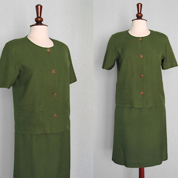 Classic pure linen short sleeve top and straight skirt in rich green