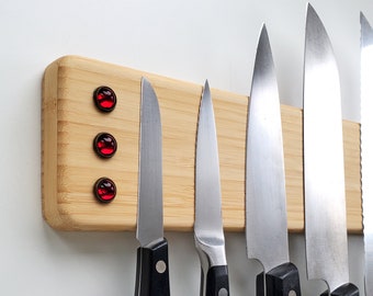 Portacuchillos magnético de cristal vintage rojo, montaje en pared, potente y hecho a mano.